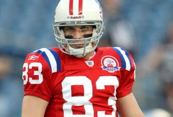 FOXBORO, MA - SEPTEMBER 14:  Wes Welker #83 of the New England Patriots stands on the field during warm ups before the game against the Buffalo Bills on September 14, 2009 at Gillette Stadium in Foxboro, Massachusetts. (Photo by Elsa/Getty Images)