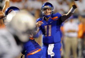 BOISE, ID - SEPTEMBER 3:  Kellen Moore #11 of Boise State throws a pass against the Oregon Ducks in first quarter of the game on September 3, 2009 at Broncos Stadium in Boise, Idaho. (Photo by Steve Dykes/Getty Images)