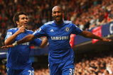 LONDON - OCTOBER 04:  Nicolas Anelka of Chelsea celebrates with Deco (L) as he scores their first goal during the Barclays Premier League match between Chelsea and Liverpool at Stamford Bridge on October 4, 2009 in London, England.  (Photo by Ian Walton/Getty Images)