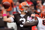 CLEVELAND - OCTOBER 04:  Derek Anderson #3 of the Cleveland Browns throws a pass against the Cincinnati Bengals during their game at Cleveland Browns Stadium on October 4, 2009 in Cleveland, Ohio. The Bengals defeated the Browns 23-20 in overtime.  (Photo by Jim McIsaac/Getty Images)