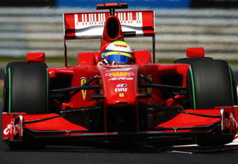 BUDAPEST, HUNGARY - JULY 25:  Felipe Massa of Brazil and Ferrari drives before his accident during qualifying for the Hungarian Formula One Grand Prix at the Hungaroring on July 25, 2009 in Budapest, Hungary.  (Photo by Paul Gilham/Getty Images)
