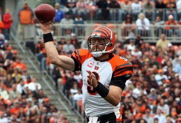 CLEVELAND - OCTOBER 04:  Carson Palmer #9 of the Cincinnati Bengals throws a pass against the Cleveland Browns during their game at Cleveland Browns Stadium on October 4, 2009 in Cleveland, Ohio. The Bengals defeated the Browns 23-20 in overtime.  (Photo by Jim McIsaac/Getty Images)