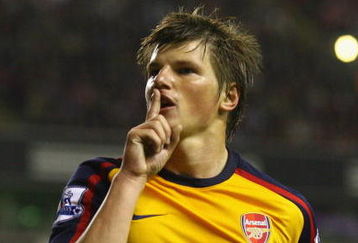 LIVERPOOL, UNITED KINGDOM - APRIL 21:  Andrey Arshavin of Arsenal  celebrates scoring his team's second goal during the Barclays Premier League match between Liverpool and Arsenal at Anfield on April 21, 2009 in Liverpool, England.  (Photo by Alex Livesey/Getty Images)