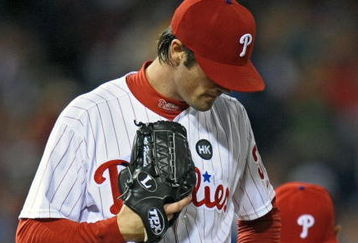 PHILADELPHIA - SEPTEMBER 28: Starting pitcher Cole Hamels #35 of the Philadelphia Phillies waits on the mound bfore being pulled during the game against the Houston Astros on September 28, 2009 at Citizens Bank Park in Philadelphia, Pennsylvania. The Astros won 8-2.(Photo by Drew Hallowell/Getty Images)