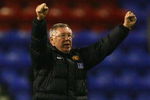 WIGAN, ENGLAND - MAY 13:  Sir Alex Ferguson the manager of Manchester United celebrates after the Barclays Premier League match between Wigan Athletic and Manchester United at the JJB Stadium on May 13, 2009 in Wigan, England.  (Photo by Alex Livesey/Getty Images)