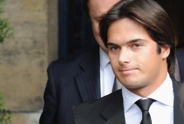 PARIS, FRANCE - SEPTEMBER 21:  Renault Formula One team former driver Nelson Piquet Jr leaves the F.I.A headquarters after attending the World Motor Sport Council hearing on September 21, 2009 in Paris, France. Renault will not contest the charges that Nelson Piquet Jr. was ordered by management to deliberately crash his car during the Singapore Formula 1 Grand Prix, the crash caused the deployment off the safety car, due to team mate Fernando Alonso's race strategy he was able to win the race. The incident has already seen the resignation of  team principal  Flavio Briatore and Director of Engineering, Pat Symonds. The punishment from the FIA could be exclusion of the team from F1, a large fine or a suspended ban.   (Photo by Pascal Le Segretain/Getty Images)