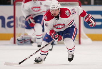 NEW YORK - JANUARY 07:  Tomas Plekanec #14 of the Montreal Canadiens skates against the New York Rangers on January 7, 2009 at Madison Square Garden in New York City. The Canadiens defeated the Rangers 6-3  (Photo by Mike Stobe/Getty Images)