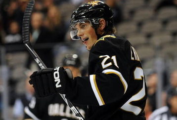 DALLAS - SEPTEMBER 16:  Left wing Loui Eriksson #21 of the Dallas Stars celebrates a goal by James Neal against the Tampa Bay Lightning at American Airlines Center on September 16, 2009 in Dallas, Texas.  (Photo by Ronald Martinez/Getty Images)