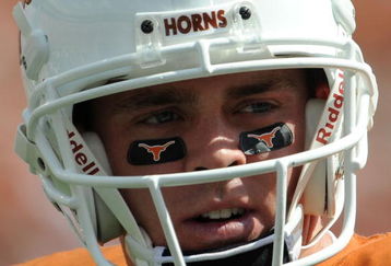 AUSTIN, TX - SEPTEMBER 26:  Quarterback Colt McCoy #12 of the Texas Longhorns at Darrell K Royal-Texas Memorial Stadium on September 26, 2009 in Austin, Texas.  (Photo by Ronald Martinez/Getty Images)