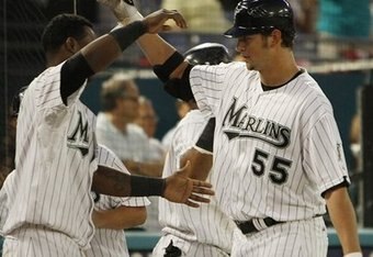 141126_braves_marlins_baseball_crop_340x234