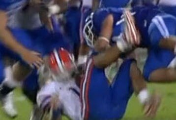 Tim-tebow-knocked-out_feature