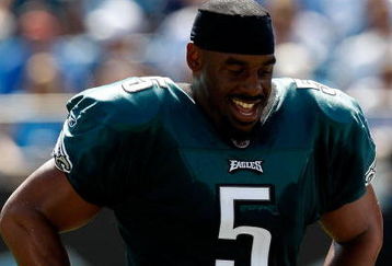 CHARLOTTE, NC - SEPTEMBER 13:  Quarterback Donovan McNabb #5 of the Philadelphia Eagles walks off the field after injuring his knee in the second half of their NFL season opener against the Carolina Panthers at Bank of America Stadium on September 13, 2009 in Charlotte, North Carolina. McNabb did not return to the game.  (Photo by Streeter Lecka/Getty Images)