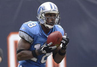 Detroit Lions wide receiver Eddie Drummond fields a kick  during a game between the Chicago Bears and Detroit Lions at Soldier Field in Chicago, Illinois on September 17, 2006.  (Photo by Al Messerschmidt/Getty Images)