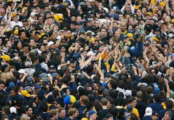 BERKELEY, CA - NOVEMBER 23:  Fans of the California Golden Bears carry quarterback Kyle Boller #7 aloft following the 105th Big Game against the Stanford Cardinal at Memorial Stadium on November 23, 2002 in Berkeley, California.  California won 30-7.  (Photo by: Donald Miralle/Getty Images)