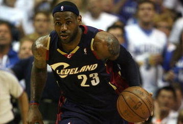 ORLANDO, FL - MAY 30:  LeBron James #23 of the Cleveland Cavaliers handles the ball against the Orlando Magic in Game Six of the Eastern Conference Finals during the 2009 Playoffs at Amway Arena on May 30, 2009 in Orlando, Florida. NOTE TO USER: User expressly acknowledges and agrees that, by downloading and or using this photograph, User is consenting to the terms and conditions of the Getty Images License Agreement  (Photo by Elsa/Getty Images)