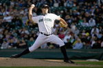 SEATTLE - SEPTEMBER 20: Closing pitcher David Aardsma #53 of the Seattle Mariners pitches against the New York Yankees on September 20, 2009 at Safeco Field in Seattle, Washington. The Mariners defeated the Yankees 7-1. (Photo by Otto Greule Jr/Getty Images)