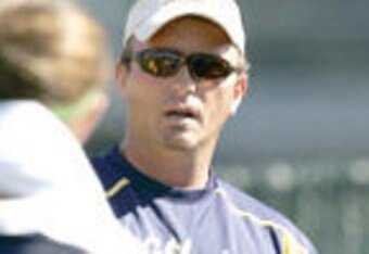 Calbearswomencoach_crop_340x234