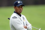 SAN FRANCISCO - OCTOBER 10:  Tiger Woods of the USA Team on the green at the 10th hole during the Day Three Afternoon Fourball Matches in The Presidents Cup at Harding Park Golf Course on October 10, 2009 in San Francisco, California  (Photo by David Cannon/Getty Images)