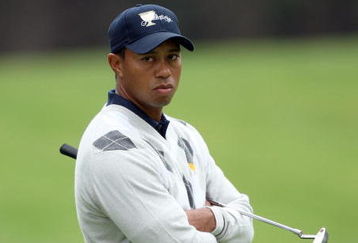 SAN FRANCISCO - OCTOBER 10:  Tiger Woods of the USA Team on the green at the 10th hole during the Day Three Afternoon Fourball Matches in The Presidents Cup at Harding Park Golf Course on October 10, 2009 in San Francisco, California  (Photo by David Cannon/Getty Images)