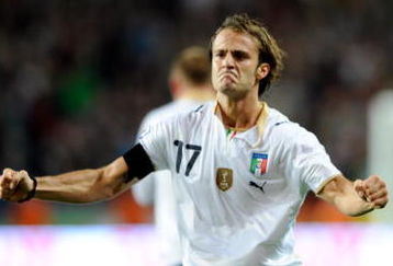 DUBLIN, IRELAND - OCTOBER 10:  Alberto Gilardino of Italy celebrates during the FIFA 2010 World Cup Group 4 Qualifying match between Republic of Ireland and Italy at Croke Park Stadium on October 10, 2009 in Dublin, Ireland.  (Photo by Claudio Villa/Getty Images)