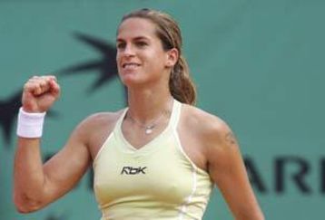 Mauresmo1_feature
