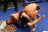 Cerrone_vs_henderson_1_crop_190x127