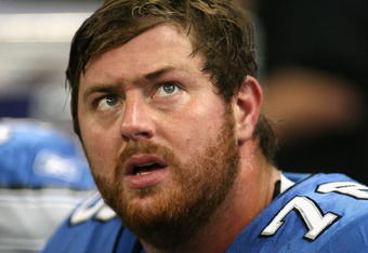 DETROIT - NOVEMBER 23:  Jeff Backus #76 of the Detroit Lions sits on the sidelines during the NFL game against the Tampa Bay Buccaneers at Ford Field on November 23, 2008 in Detroit, Michigan. The Buccaneers defeated the Lions 38-20.  (Photo by Christian Petersen/Getty Images)