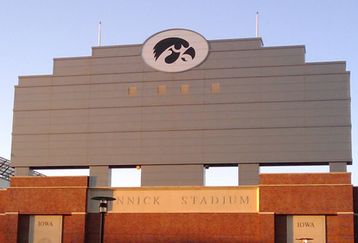 Kinnick_feature