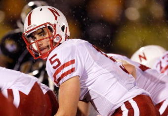 COLUMBIA, MO - OCTOBER 08:  Quarterback Zac Lee #5 of the Nebraska Cornhuskers prepares to take the snap during a game against the Missouri Tigers on October 8, 2009 at Faurot Field/Memorial Stadium in Columbia, Missouri.  (Photo by Jamie Squire/Getty Images)
