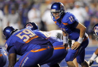 BOISE, ID - SEPTEMBER 3: Quarterback Kellen Moore #6 of the Boise State Broncos yells out the play to his linemen in the third quarter of the game against the Oregon Ducks at Bronco Stadium on September 3, 2009 in Boise, Idaho. Boise State won the game 19-8. (Photo by Steve Dykes/Getty Images)