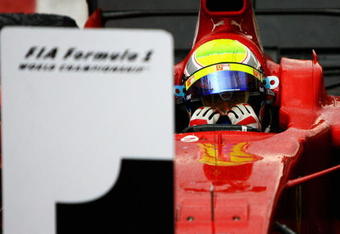 SAO PAULO, BRAZIL - NOVEMBER 02:  Felipe Massa of Brazil and Ferrari looks disappointed in parc ferme after winning the race but losing the World Championship at the Brazilian Formula One Grand Prix at the Interlagos Circuit on November 2, 2008 in Sao Paulo, Brazil.  (Photo by Clive Mason/Getty Images)
