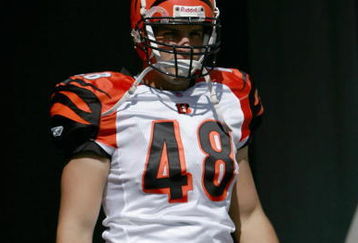 PITTSBURGH - OCTOBER 3:  Tight end Brad St. Louis #48 of the Cincinnati Bengals enters Heinz Field for the game against the Pittsburgh Steelers on October 3, 2004 in Pittsburgh, Pennsylvania.  The Steelers won 28-17.  (Photo by Doug Pensinger/Getty Images)