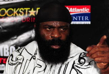 LOS ANGELES, CA - SEPTEMBER 17:  MMA Heavyweight Sensation Kimbo Slice is seen during the Workout/Media Day with Kimbo Slice and Gina Carano at the Legends Mixed Martial Arts Training Center on September 17, 2008 in Los Angeles, California.  (Photo by Robert Laberge/Getty Images)