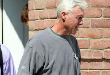 GREEN BAY, WI - AUGUST 05: General Manager Ted Thompson of the Green Bay Packers leaves the home of Brett Favre on August 5, 2008 in Green Bay, Wisconsin. (Photo by Jonathan Daniel/Getty Images)