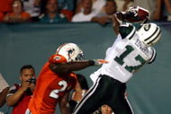 MIAMI - OCTOBER 12:  Receiver Braylon Edwards #17 of the New York Jets catches a pass against the Miami Dolphins at Land Shark Stadium on October 12, 2009 in Miami, Florida.  (Photo by Marc Serota/Getty Images)
