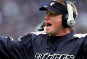 2 Dec 2001:  Head Coach Jon Gruden of the Oakland Raiders yells on the sidelines during the game against the Arizona Cardinals at the Network Associates Coliseum in Oakland, California. The Cardinals defeated the Raiders 34-31.Mandatory Credit:  Tom Hauck /Allsport