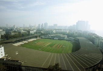 MUMBAI (BOMBAY), INDIA - FEBRUARY 19:  A general view of the stadium during day 2 of the 3 day warm up match between the CCI XI and England at the Brabourne Cricket ground on February 19, 2006 in Mumbai, India.  (Photo by Tom Shaw/Getty Images)