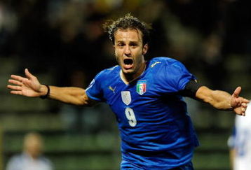 PARMA, ITALY - OCTOBER 14:  Alberto Gilardino of Italy calebrates after scoring his team's second goal during the FIFA 2010 World Cup Group 8 Qualifying match between Italy and Cyprus at Ennio Tardini Stadium on October 14, 2009 in Parma, Italy.  (Photo by Claudio Villa/Getty Images)