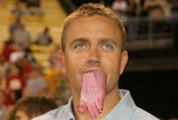 Foot_in_mouth_feature
