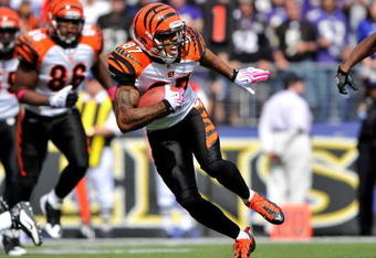 BALTIMORE - OCTOBER 11:  Andre Caldwell #87 of the Cincinnati Bengals runs the ball against the Baltimore Ravens at M&T Bank Stadium on October 11, 2009 in Baltimore, Maryland. The Bengals defeated the Ravens 17-14. (Photo by Larry French/Getty Images)