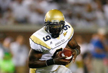 ATLANTA - SEPTEMBER 10:  Quarterback Josh Nesbitt #9 of the Georgia Tech Yellow Jackets against the Clemson Tigers at Bobby Dodd Stadium on September 10, 2009 in Atlanta, Georgia.  (Photo by Kevin C. Cox/Getty Images)