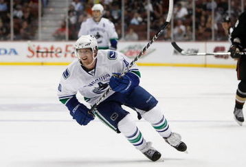 ANAHEIM, CA - SEPTEMBER 17:  Michael Grabner #40 of the Vancouver Canucks skates against the Anaheim Ducks during a preseason game at the Honda Center on September 17, 2009 in Anaheim, California.  (Photo by Jeff Gross/Getty Images)