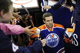 EDMONTON, AB - OCTOBER 3:  Dustin Penner of the Edmonton Oilers walks to the ice before a game between the Calgary Flames and the Edmonton Oilers in an NHL game on October 3, 2009 at Rexall Arena in Edmonton, Canada. The Calgary Flames defeated the Edmonton Oilers 4-3. (Photo by Jimmy Jeong/Getty Images)