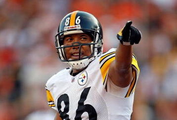 CINCINNATI - SEPTEMBER 27:  Hines Ward #86 of the Pittsburgh Steelers celebrates a touchdown during the NFL game against the Cincinnati Bengals at Paul Brown Stadium on September 27, 2009 in Cincinnati, Ohio.  (Photo by Andy Lyons/Getty Images)