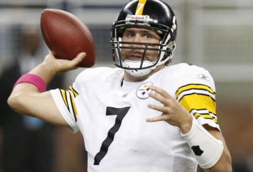 DETROIT - OCTOBER 11:  Ben Roethlisberger #7 of the Pittsburgh Steelers throws a pass against the Detroit Lions during their NFL game on October 11, 2009 at Ford Field in Detroit, Michigan. (Photo by Gregory Shamus/Getty Images)