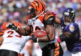 BALTIMORE - OCTOBER 11:  Cedric Benson #32 of the Cincinnati Bengals runs the ball against the Baltimore Ravens at M&T Bank Stadium on October 11, 2009 in Baltimore, Maryland. The Bengals defeated the Ravens 17-14. (Photo by Larry French/Getty Images)