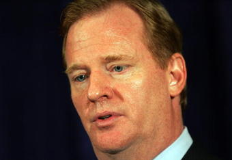 NEW YORK - JULY 27:  NFL Commissioner Roger Goodell answers questions from the media after reinstating Michael Vick on a conditional basis on July 27, 2009 at the InterContinental Hotel in New York City.  (Photo by Mike Stobe/Getty Images)