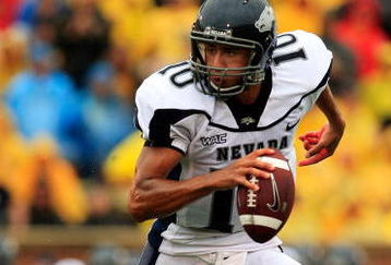 COLUMBIA, MO - SEPTEMBER 13:  Quarterback Colin Kaepernick #10 of the Nevada Wolf Pack rolls out during the first half of the game against the Missouri Tigers on September 13, 2008 at Memorial Stadium in Columbia, Missouri.  (Photo by Jamie Squire/Getty Images)