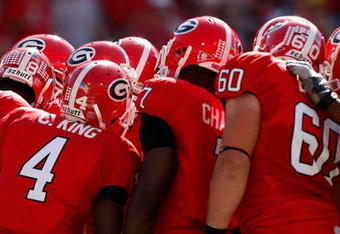 ATHENS, GA - OCTOBER 03:  Quarterback Joe Cox #14 and the Georgia Bulldogs offense against the Louisiana State University Tigers at Sanford Stadium on October 3, 2009 in Athens, Georgia.  (Photo by Kevin C. Cox/Getty Images)