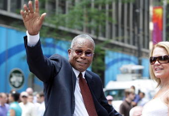 NEW YORK - JULY 15:  Rod Carew acknowledges the fans during the MLB All-Star Game Red Carpet Parade on July 15, 2008 in New York City. (Photo by Mike Stobe/Getty Images)